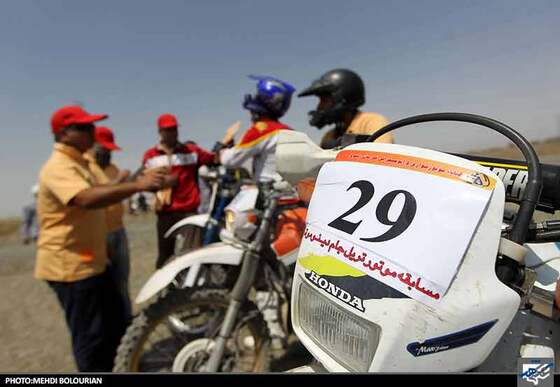 مسابقات قهرمانی موتور کراس