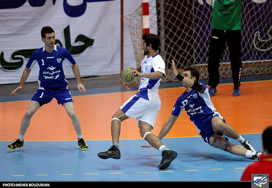 دیدار هندبال ثامن مشهد و ثامن سبزوار