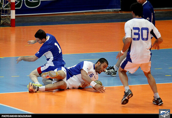 دیدار هندبال ثامن مشهد و ثامن سبزوار