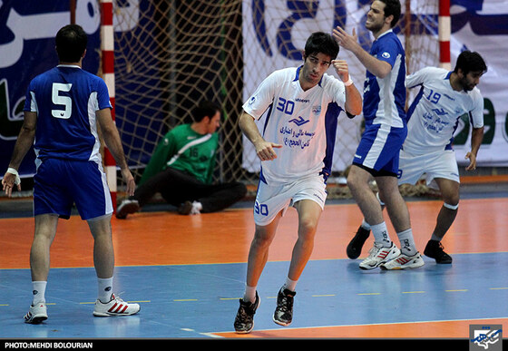 دیدار هندبال ثامن مشهد و ثامن سبزوار