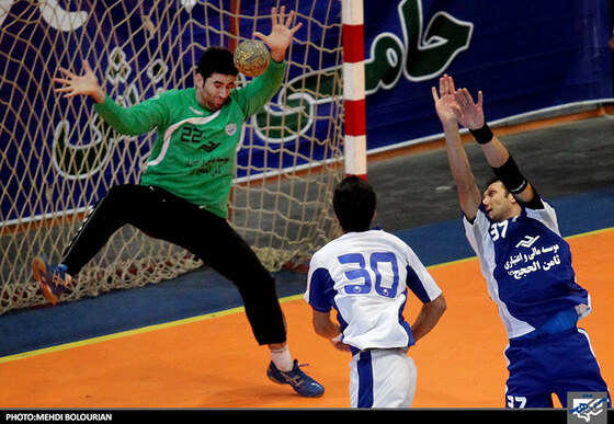 دیدار هندبال ثامن مشهد و ثامن سبزوار