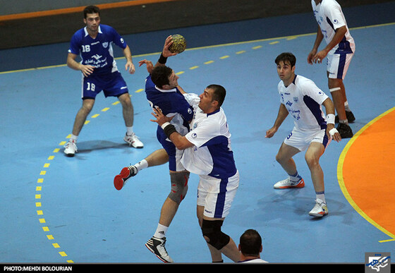 دیدار هندبال ثامن مشهد و ثامن سبزوار