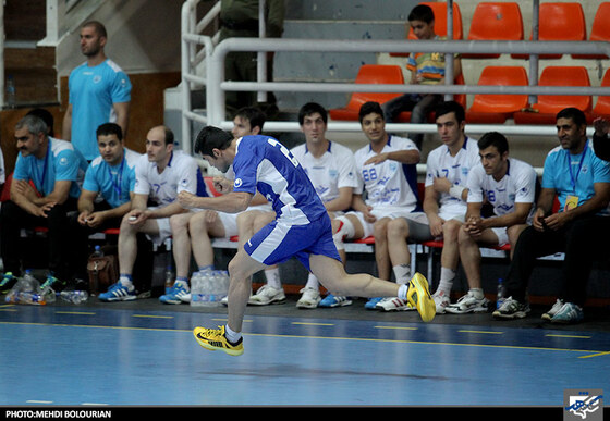 دیدار هندبال ثامن مشهد و ثامن سبزوار