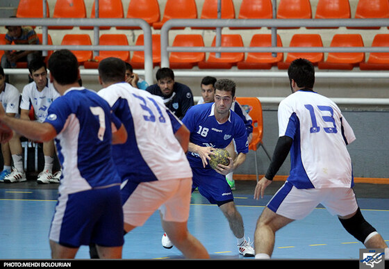 دیدار هندبال ثامن مشهد و ثامن سبزوار