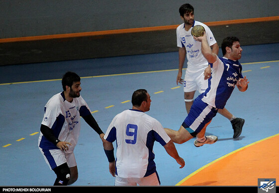 دیدار هندبال ثامن مشهد و ثامن سبزوار