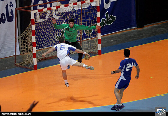 دیدار هندبال ثامن مشهد و ثامن سبزوار