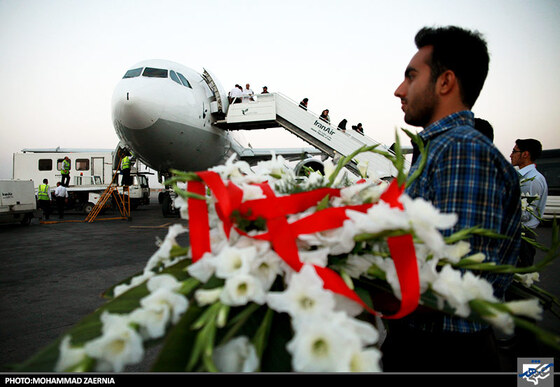استقبال از پیکر مطهر 6 شهید گمنام دفاع مقدس‎