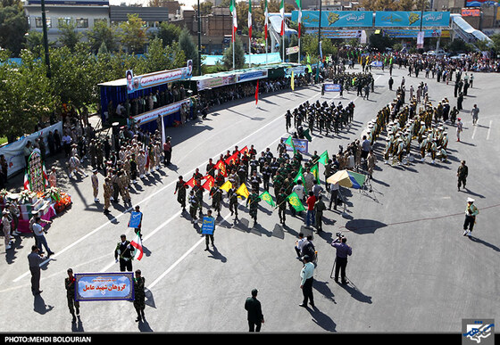 رژه یگان های نمونه بسیج در مراسم رژه نیروهای مسلح در مشهد