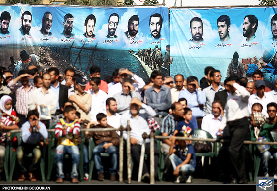 در حاشیهشز مراسم رژه نیروهای مسلح در مشهد