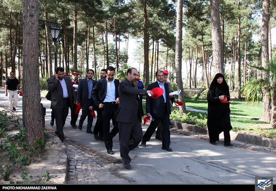  بازدید اعضای کمیسیون خدمات شهری شورای شهر از باغ گیاه شناسی 