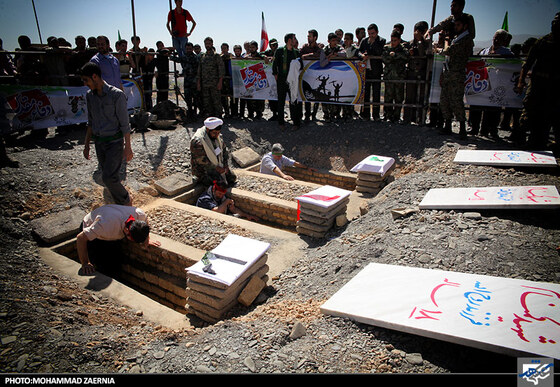 تشییع و خاکسپاری پیکر شهدای گمنام در طرقبه