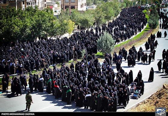 در حاشیه خاکسپاری پیکر شهدای گمنام در طرقبه