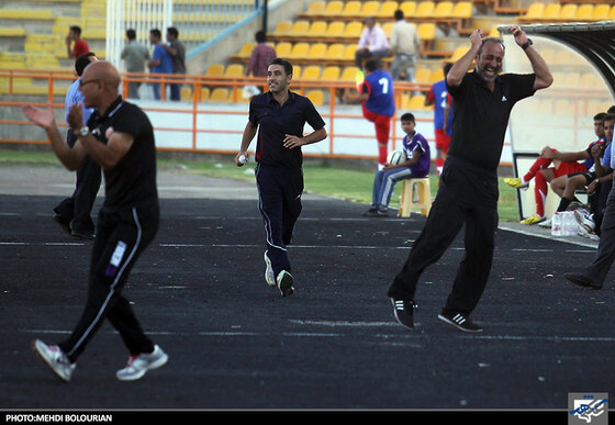 در حاشیه دیدار تیم های پدیده و نیروی زمینی