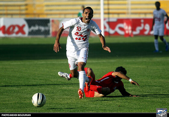 دیدار تیم های پدیده و نیروی زمینی