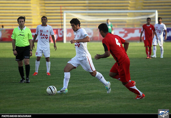 دیدار تیم های پدیده و نیروی زمینی