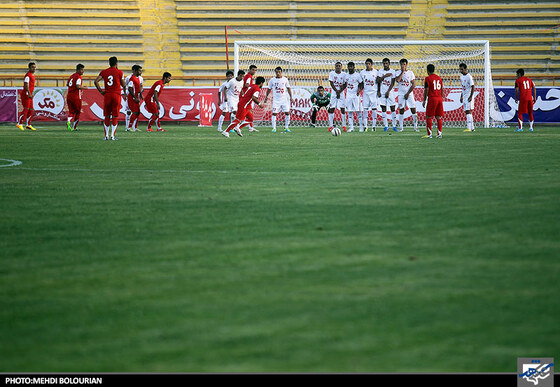 دیدار تیم های پدیده و نیروی زمینی