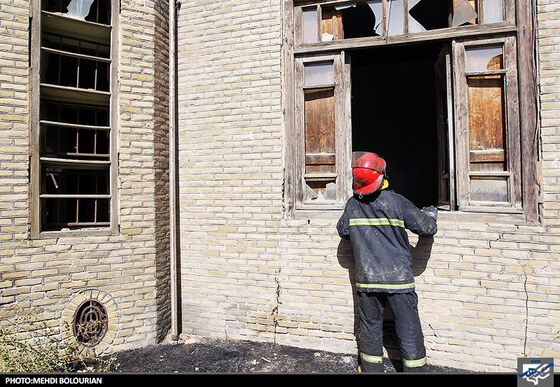 آتش سوزی در منزل قدیمی