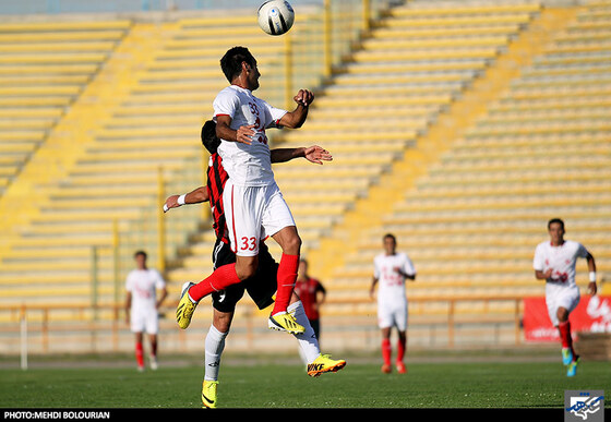 دیدار تیم های سیاه جامگان و پدیده