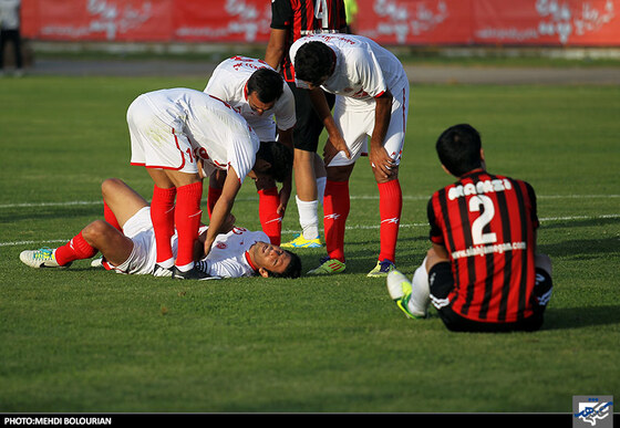 دیدار تیم های سیاه جامگان و پدیده