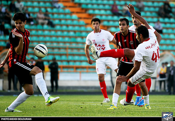 دیدار تیم های سیاه جامگان و پدیده