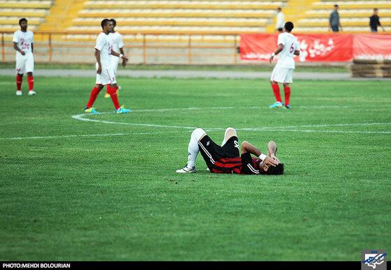 دیدار تیم های سیاه جامگان و پدیده