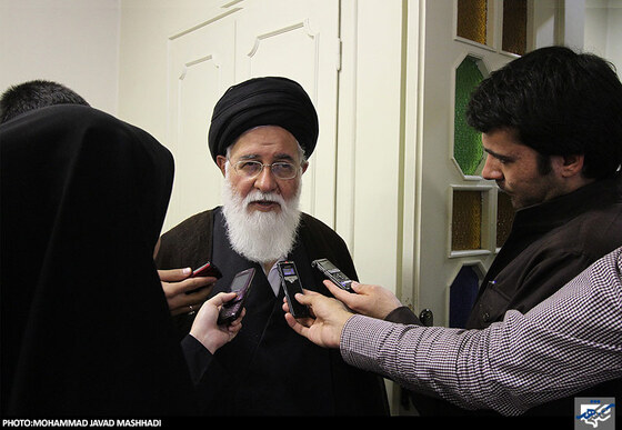آیت الله علم الهدی امام جمعه مشهد