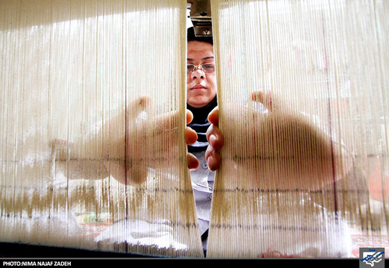 کارخانه فرش دستباف