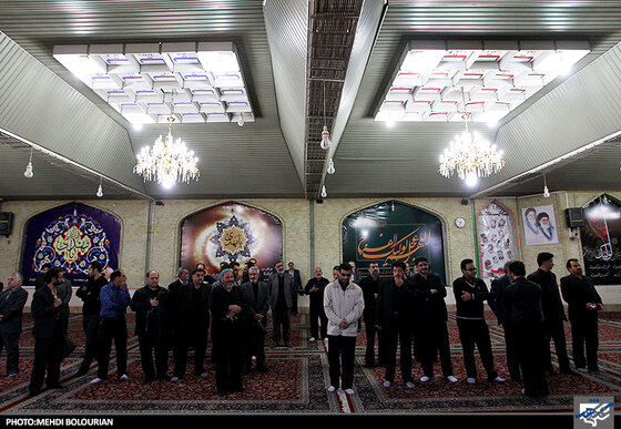 شرکت کنندگان در مراسم تشییع پیکر شهید عمادی