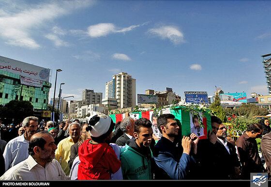 تشییع پیکر شهید عمادی