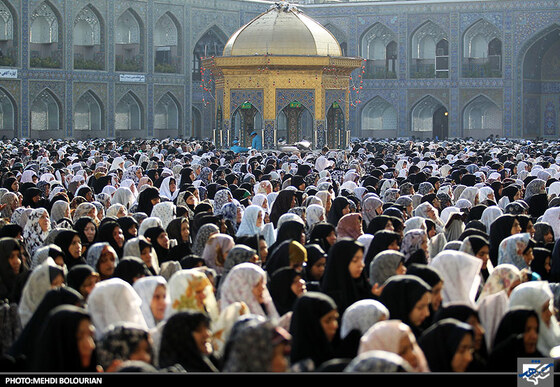 اقامه نماز عید سعید قربان در حرم رضوی