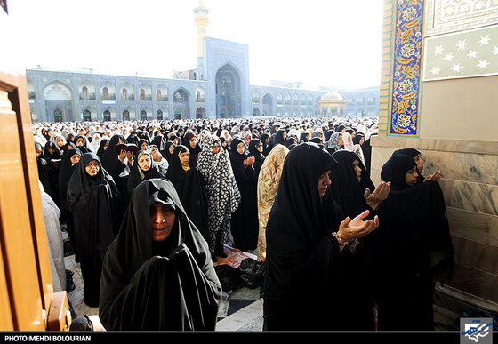 اقامه نماز عید سعید قربان در حرم رضوی