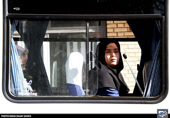 تو راه را برایم هموار ساز؛
من خود راه رفتن را خواهم آموخت