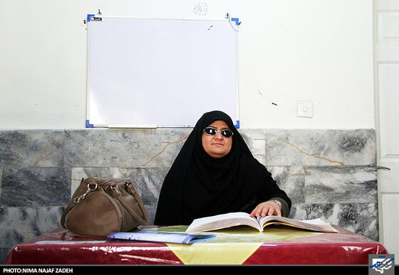 تو راه را برایم هموار ساز؛
من خود راه رفتن را خواهم آموخت