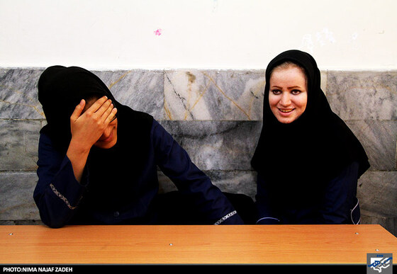 تو راه را برایم هموار ساز؛
من خود راه رفتن را خواهم آموخت