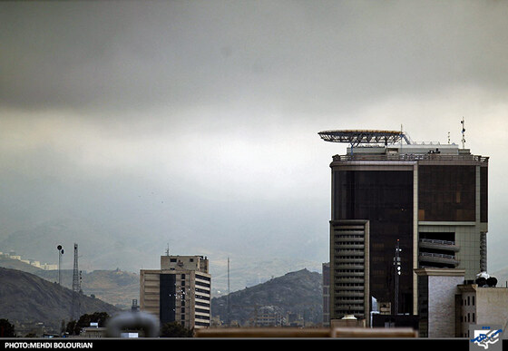 آسمان مشهد پس از بارش باران عصر امروز سه شنبه