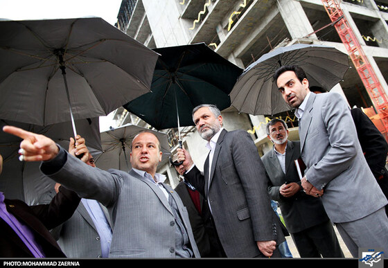 بازدید شهردار از پروژه های عمرانی و سرمایه گزاری