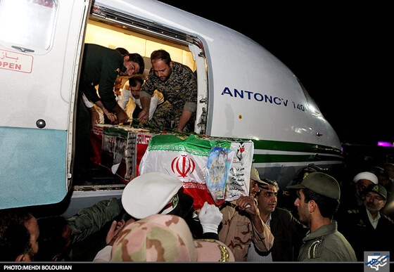 استقبال از پیکر شهدای سراوان در فرودگاه بین المللی شهید هاشمی نژاد