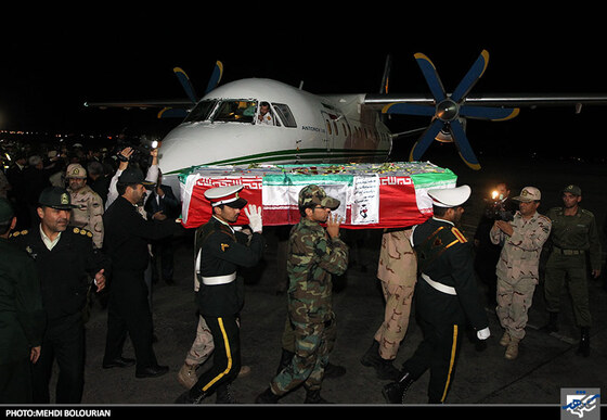 استقبال از پیکر شهدای سراوان در فرودگاه بین المللی شهید هاشمی نژاد
