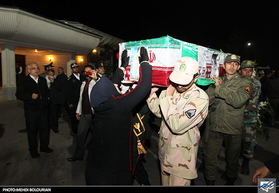 استقبال از پیکر شهدای سراوان در فرودگاه بین المللی شهید هاشمی نژاد