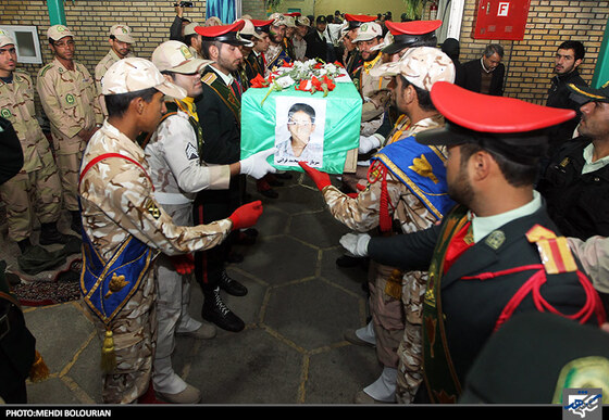 مراسم تشییع پیکر شهدای حادثه سراوان