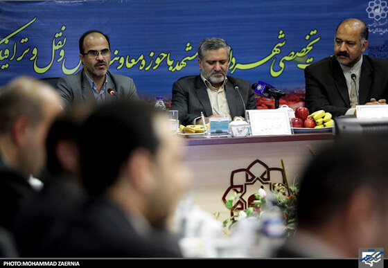 نشست شهردار با مدیران حمل و نقل 