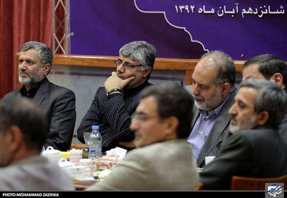  نشست مشترک شهردار و اعضای شورای اسلامی شهر مشهد و شیراز 