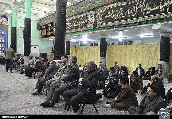 شب نشینی بسیجی ها