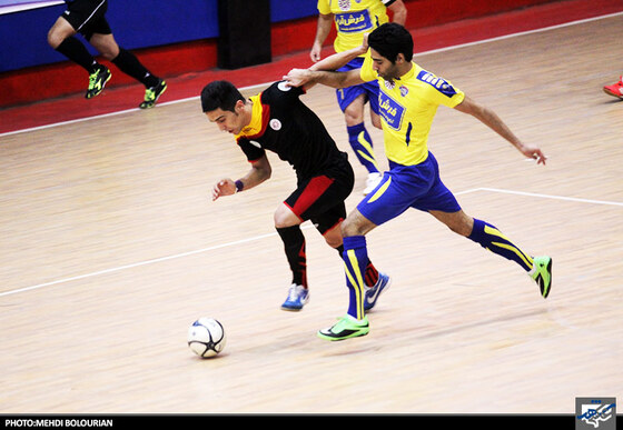 دیدار فوتسال تیم های میثاق تهران و فرش آرا مشهد