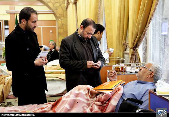  عیادت رییس و اعضای شورای اسلامی شهر مشهد از جانبازان آسایشگاه امام خمینی (ره)