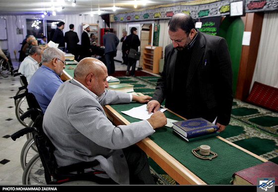  عیادت رییس و اعضای شورای اسلامی شهر مشهد از جانبازان آسایشگاه امام خمینی (ره)