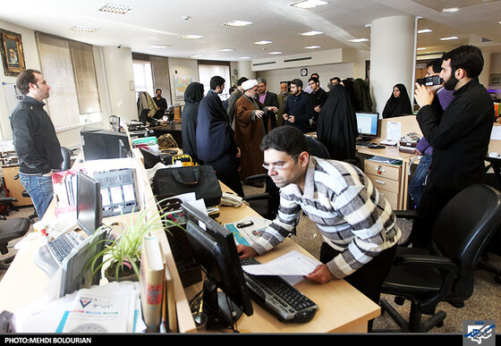 بازدید مدیر کل صدا و سیمای خراسان رضوی از روزنامه شهرآرا