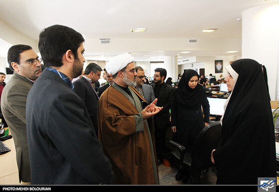 بازدید مدیر کل صدا و سیمای خراسان رضوی از روزنامه شهرآرا