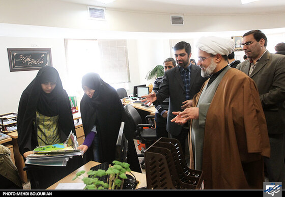 بازدید مدیر کل صدا و سیمای خراسان رضوی از روزنامه شهرآرا