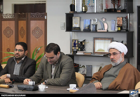 بازدید مدیر کل صدا و سیمای خراسان رضوی از روزنامه شهرآرا